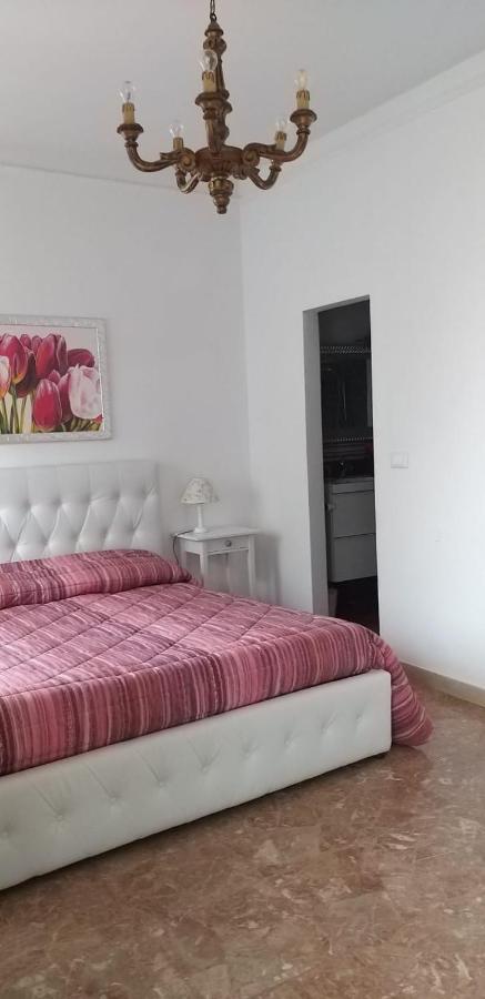 מלון קאסטיגליונה דל לאגו Antica Casa Di Famiglia מראה חיצוני תמונה