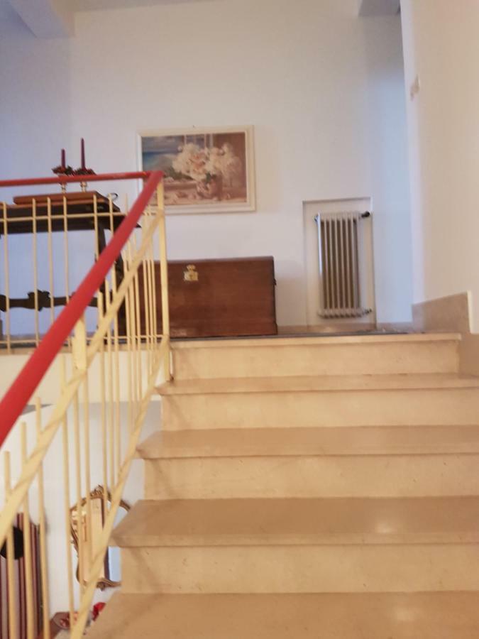 מלון קאסטיגליונה דל לאגו Antica Casa Di Famiglia מראה חיצוני תמונה