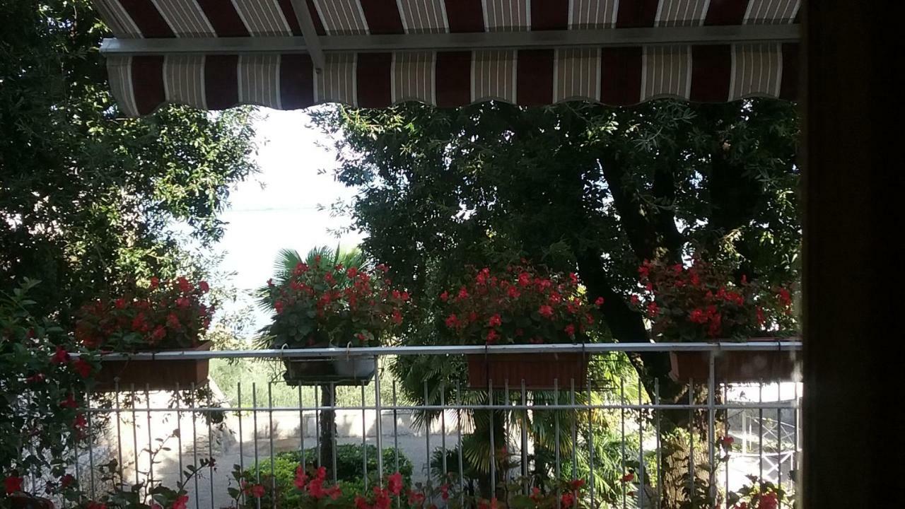 מלון קאסטיגליונה דל לאגו Antica Casa Di Famiglia מראה חיצוני תמונה